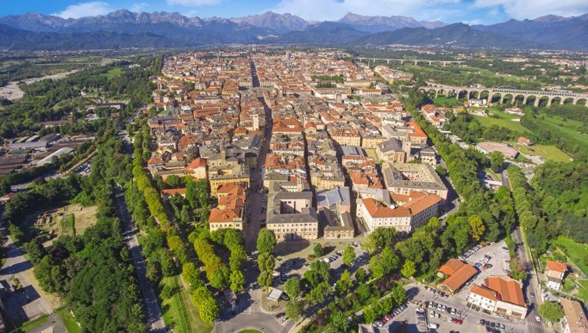 A PASSEGGIO NEL CENTRO STORICO DI CUNEO